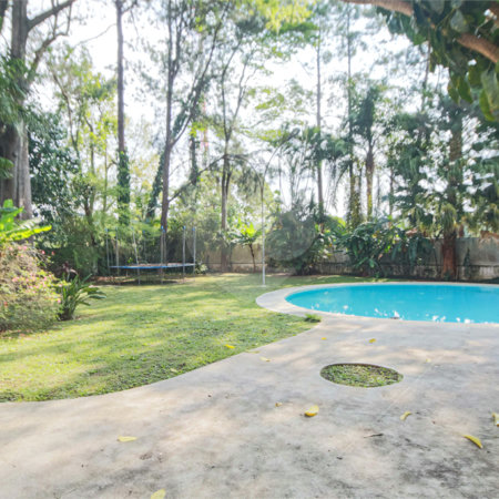Sobrado à venda com 4 quartos, sendo 3 suítes, em Chácara Monte Alegre, São Paulo, SP