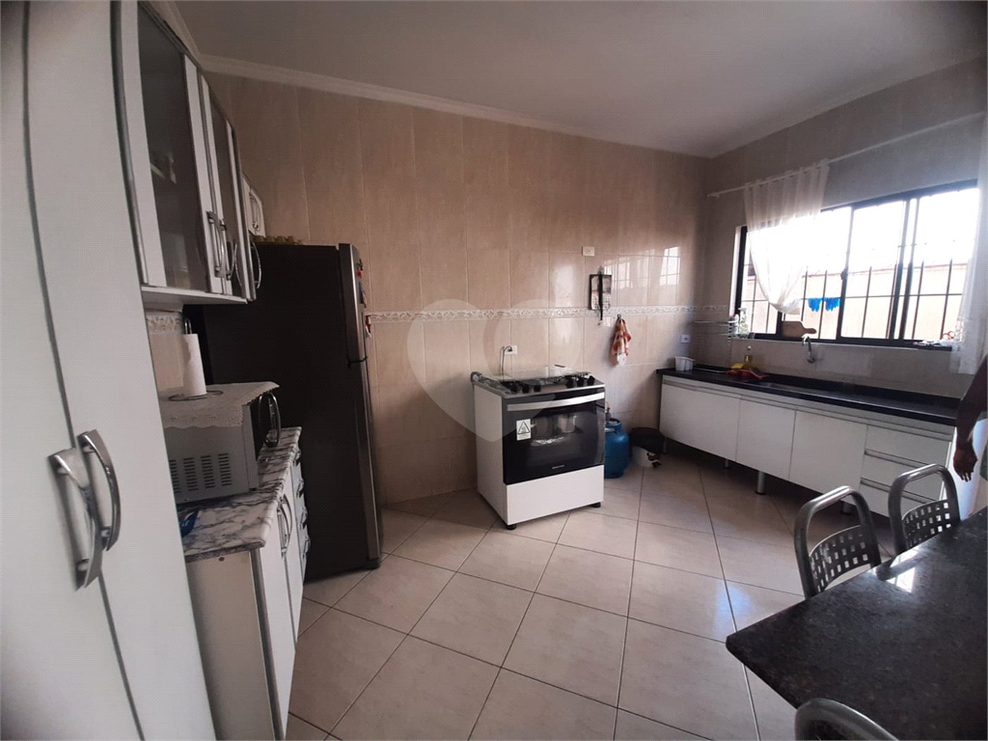Sobrado à venda com 5 quartos, sendo 1 suíte, em Tremembé, São Paulo, SP