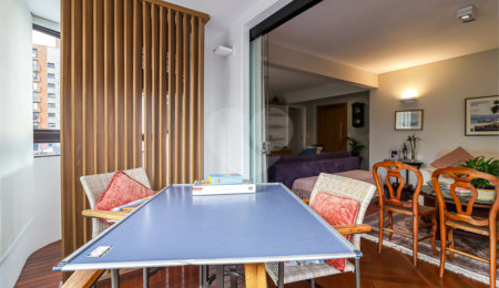 Apartamento à venda com 4 quartos, sendo 2 suítes,  em Moema, São Paulo, SP