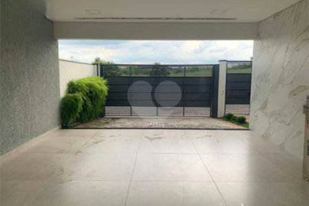 Casa à venda com 2 quartos, sendo 1 suíte, em Pinheirinho, Vinhedo, SP