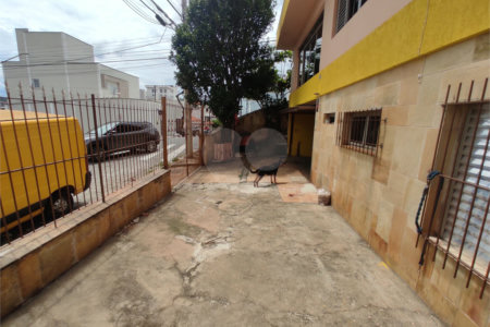 Casa à venda com 4 quartos, sendo 1 suíte, em Vila Galvão, Guarulhos, SP