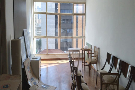 Apartamento à venda com 3 quartos, sendo 1 suíte, em Jardim Paulista, São Paulo, SP