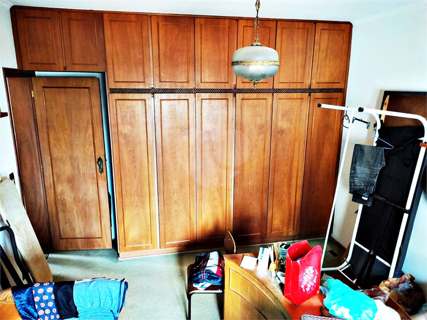 Sobrado à venda com 5 quartos, sendo 2 suítes, em Vila Nova Cachoeirinha, São Paulo, SP