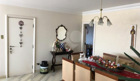Apartamento à venda com 4 quartos, sendo 1 suíte,  em Chácara Santo Antônio, São Paulo, SP