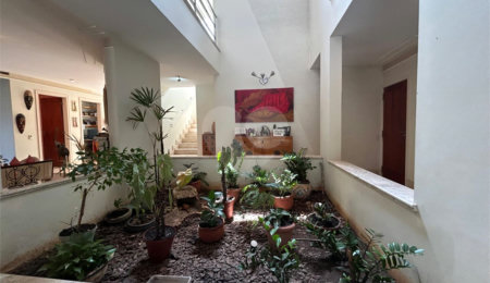 Casa à venda com 5 suítes no condomínio Residencial Bougainville, Campinas - SP