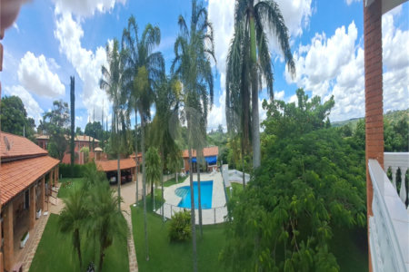 Casa à venda com 3 quartos, sendo 1 suíte, no condomínio Residencial Vale das Laranjeiras, Indaiatuba - SP