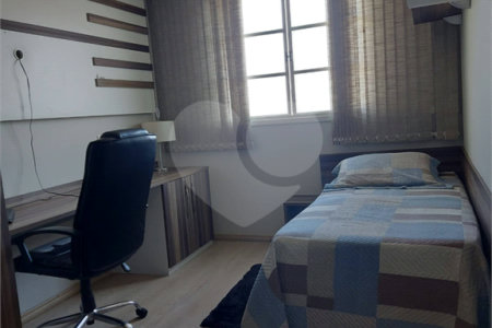 Sobrado à venda com 4 quartos, sendo 3 suítes, em Residencial Novo Horizonte I, Mogi das Cruzes, SP