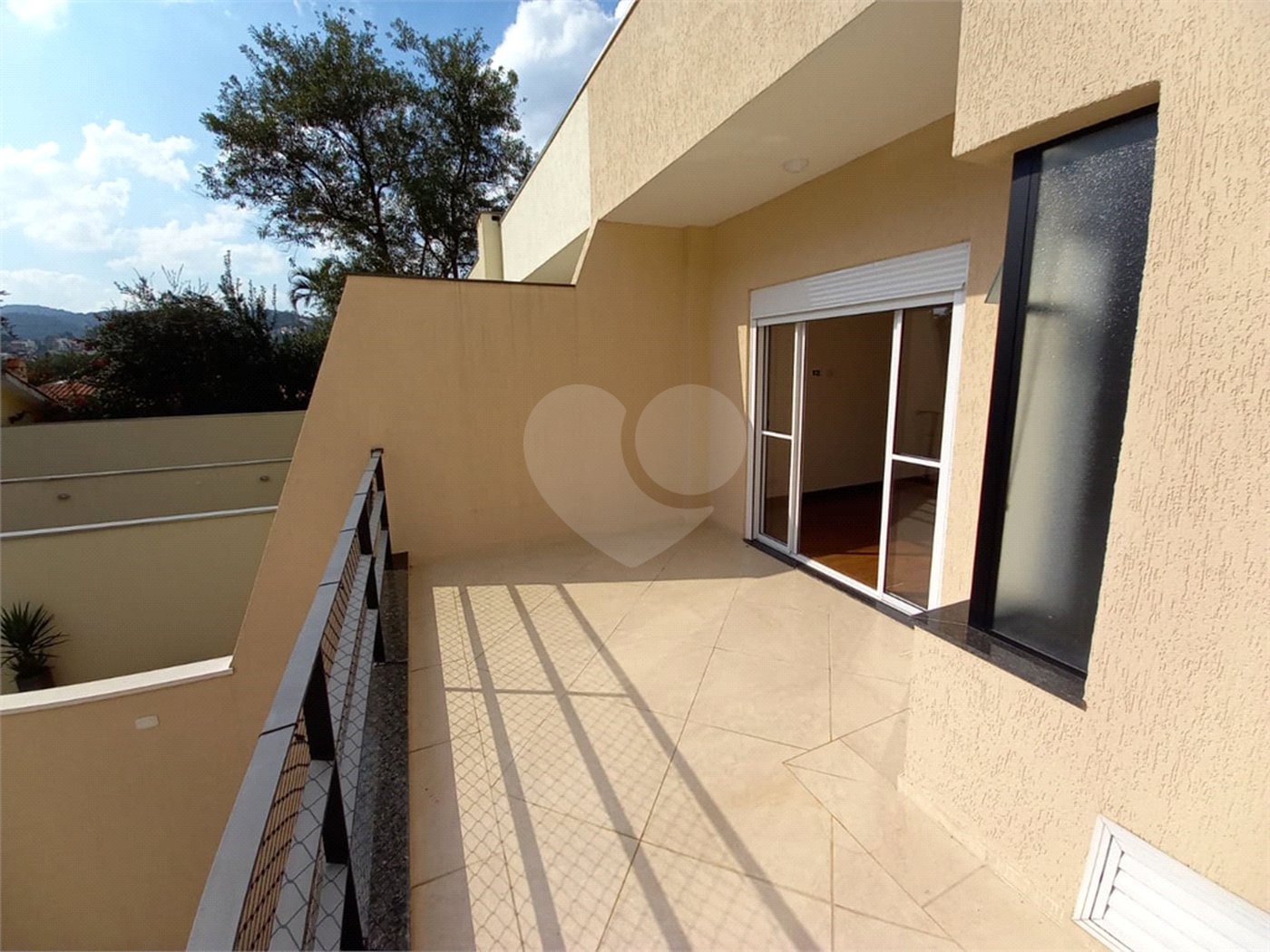 Casa para alugar com 4 suítes no condomínio Milenium, São Paulo - SP