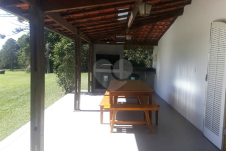 Chácara à venda com 3 quartos, sendo 2 suítes,  em Vila Darcy Penteado (mailasqui), São Roque, SP