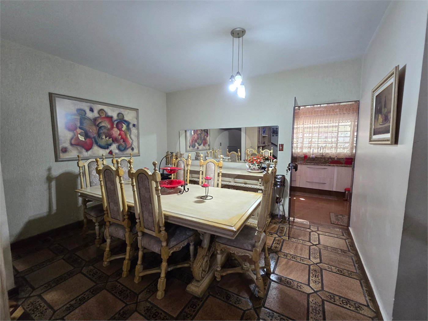 Casa à venda com 4 quartos, sendo 1 suíte, em Vila Paiva, São Paulo, SP