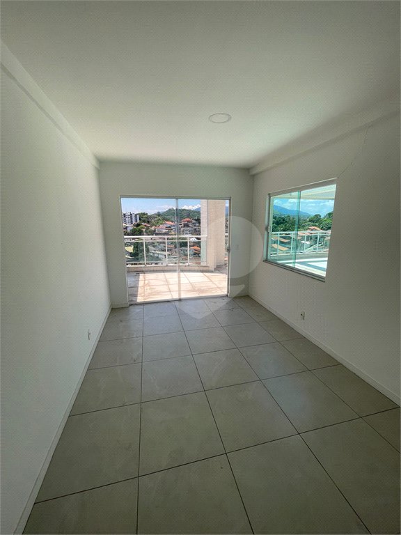 Apartamento à venda com 3 quartos, sendo 1 suíte, em Campo Grande, Rio de Janeiro, RJ