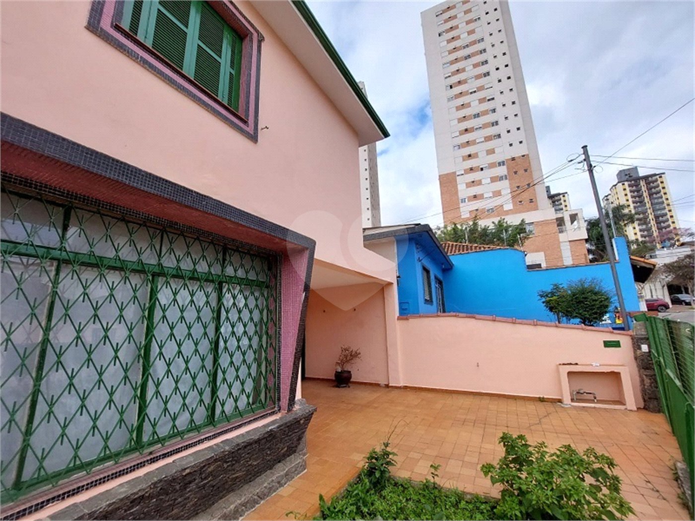 Sobrado à venda com 3 quartos em Vila Gumercindo, São Paulo, SP