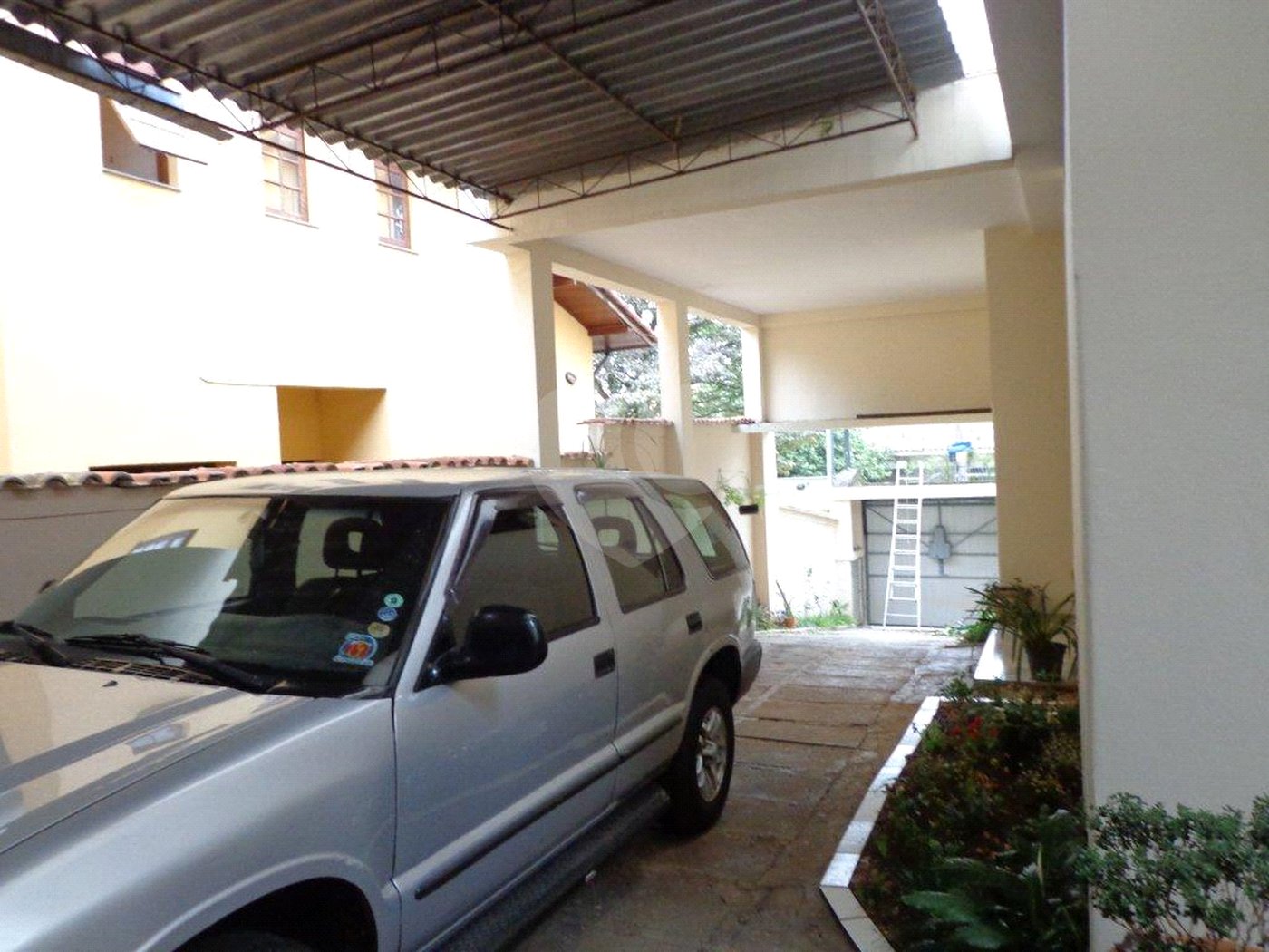 Casa à venda com 4 quartos, sendo 2 suítes,  em Jardim Bonfiglioli, São Paulo, SP