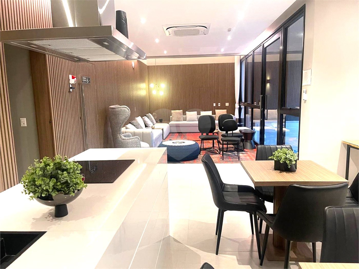 Apartamento à venda com 3 suítes em Alto da Boa Vista, São Paulo, SP
