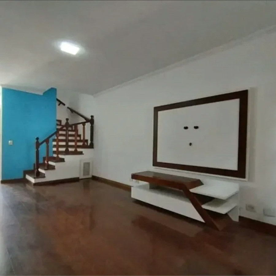 Sobrado à venda com 3 quartos, sendo 1 suíte, em Jardim Ester, São Paulo, SP