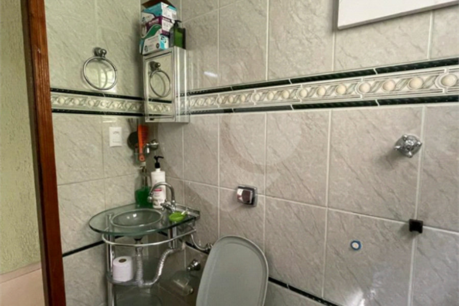 Sobrado à venda com 4 quartos, sendo 1 suíte,  em Pirituba, São Paulo, SP
