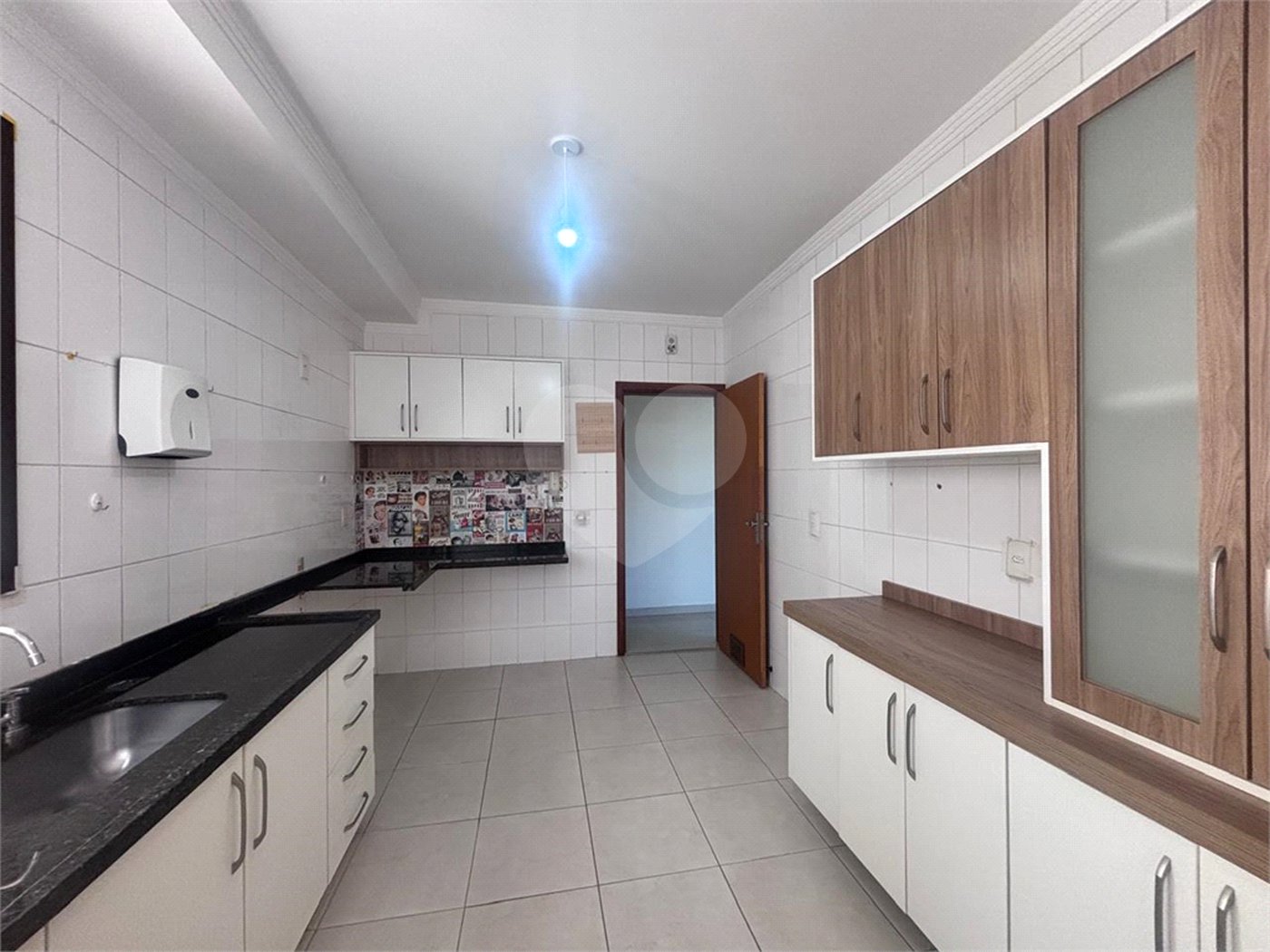 Apartamento à venda com 3 quartos, sendo 1 suíte,  em Vila Independência, Sorocaba, SP