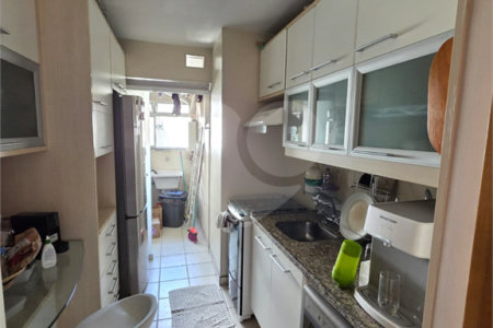 Cobertura à venda com 3 quartos, sendo 1 suíte, em Cidade São Francisco, São Paulo, SP