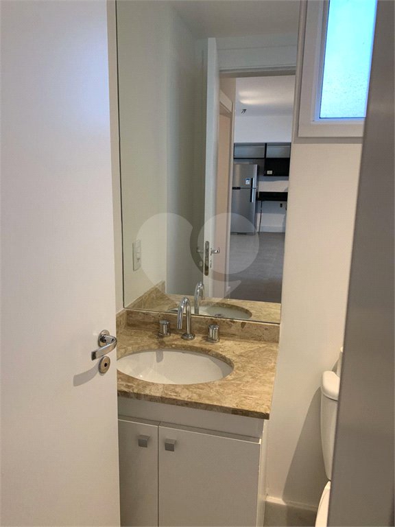 Apartamento à venda com 2 quartos, sendo 1 suíte, em Campo Belo, São Paulo, SP