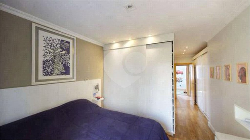Apartamento à venda com 4 quartos, sendo 2 suítes,  em Vila Andrade, São Paulo, SP