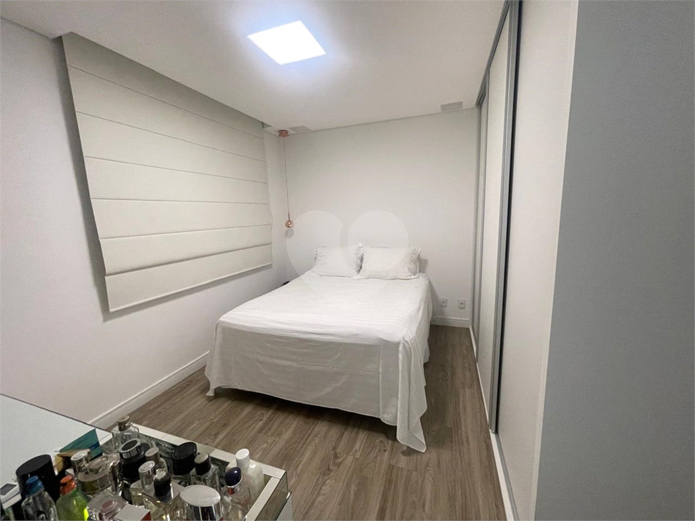 Apartamento à venda com 3 quartos, sendo 1 suíte,  em Vila Suissa, Mogi das Cruzes, SP