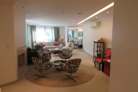 Apartamento à venda com 3 suítes em Real Parque, São Paulo, SP