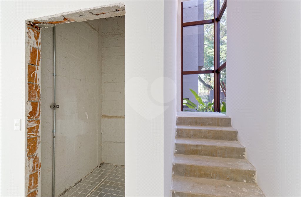 Casa à venda com 4 suítes no condomínio Casa Flora Badra, São Paulo - SP