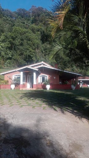 Sítio com 10 dormitórios à venda, 120000 m² por R$ 1.650.000,00 - Bairro Carmo Messias - Ibiúna/SP