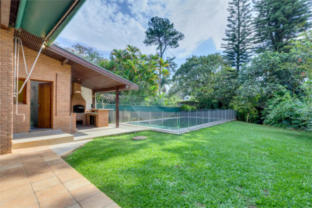 Casa Térrea à venda com 3 quartos, sendo 1 suíte, em Alto da Boa Vista, São Paulo, SP