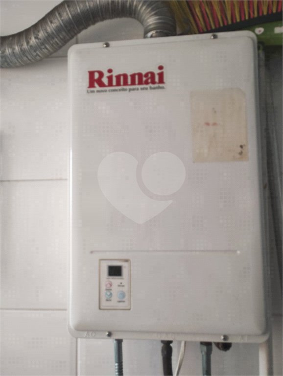 Apartamento à venda com 3 quartos, sendo 1 suíte,  em Jardim Ester Yolanda, São Paulo, SP