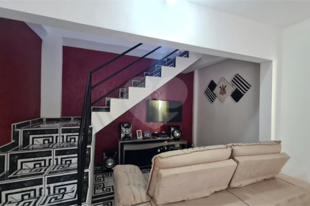 Casa à venda com 5 quartos em Ivoturucaia, Jundiaí, SP