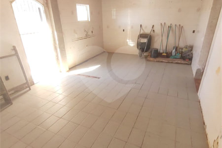 Casa à venda com 3 quartos, sendo 1 suíte, em Jardim das Palmeiras, Várzea Paulista, SP