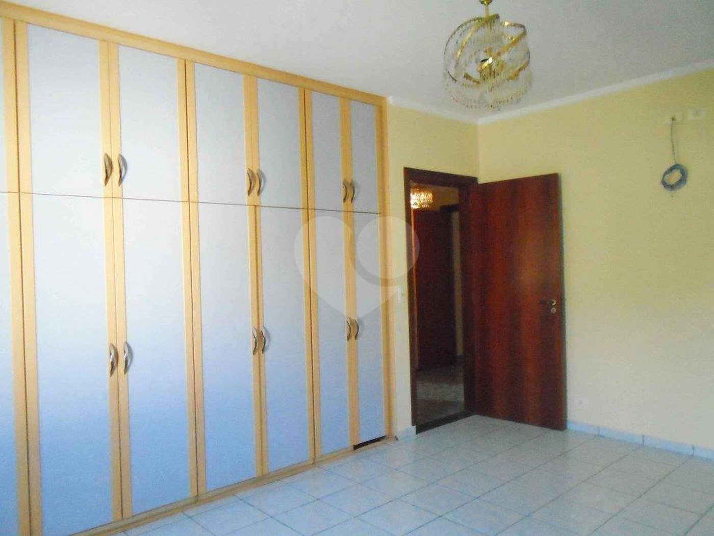 Casa Térrea à venda com 3 suítes em Jardim Petrópolis, São Paulo, SP