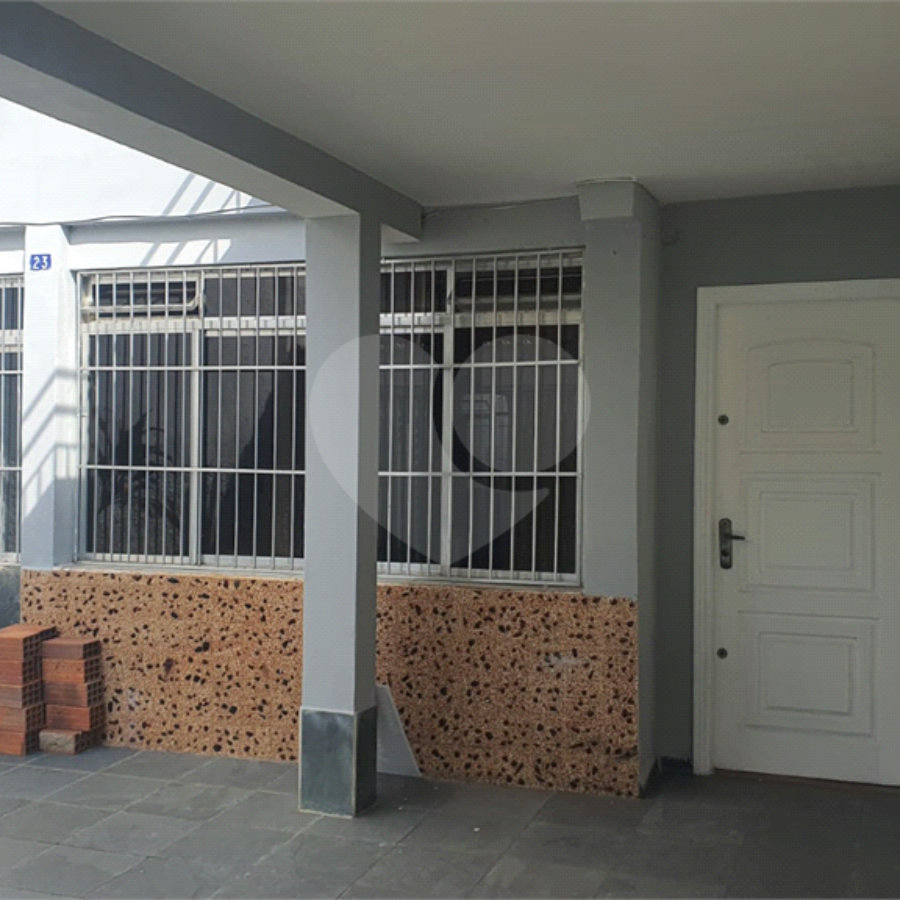 Sobrado à venda com 3 quartos em Vila Nilo, São Paulo, SP