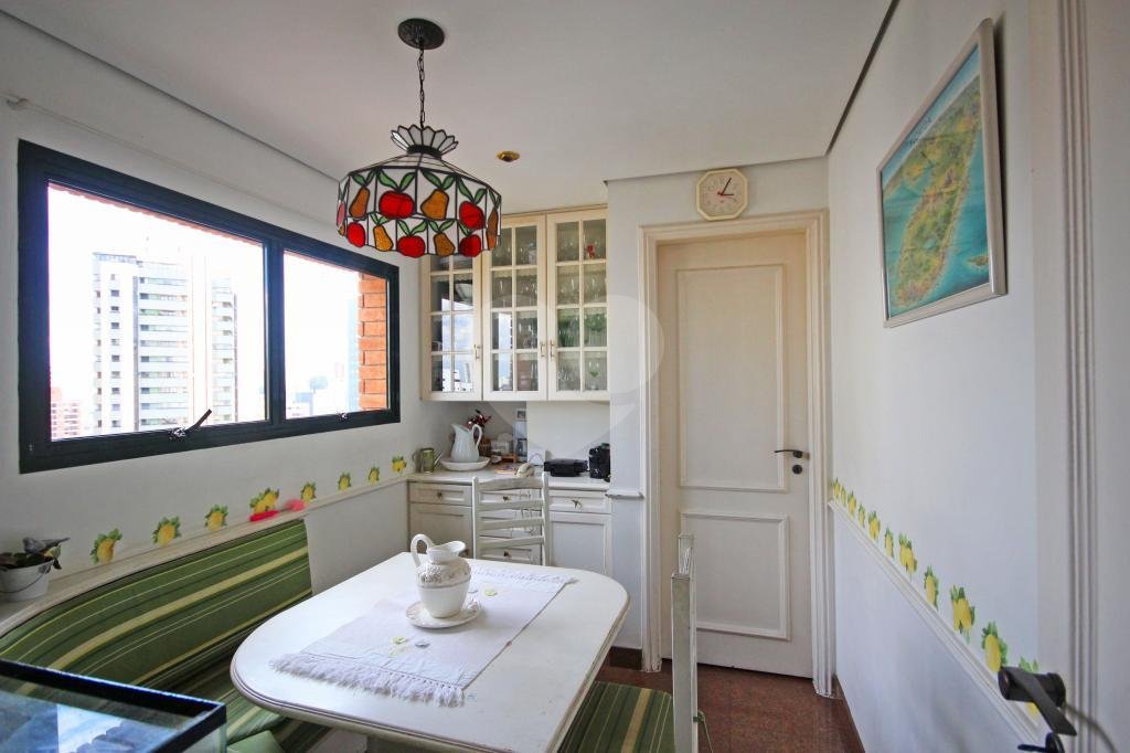 Apartamento à venda com 3 suítes em Jardim Vila Mariana, São Paulo, SP