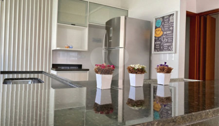 Casa à venda com 2 suítes no condomínio Renaissence Clube, Suzano - SP