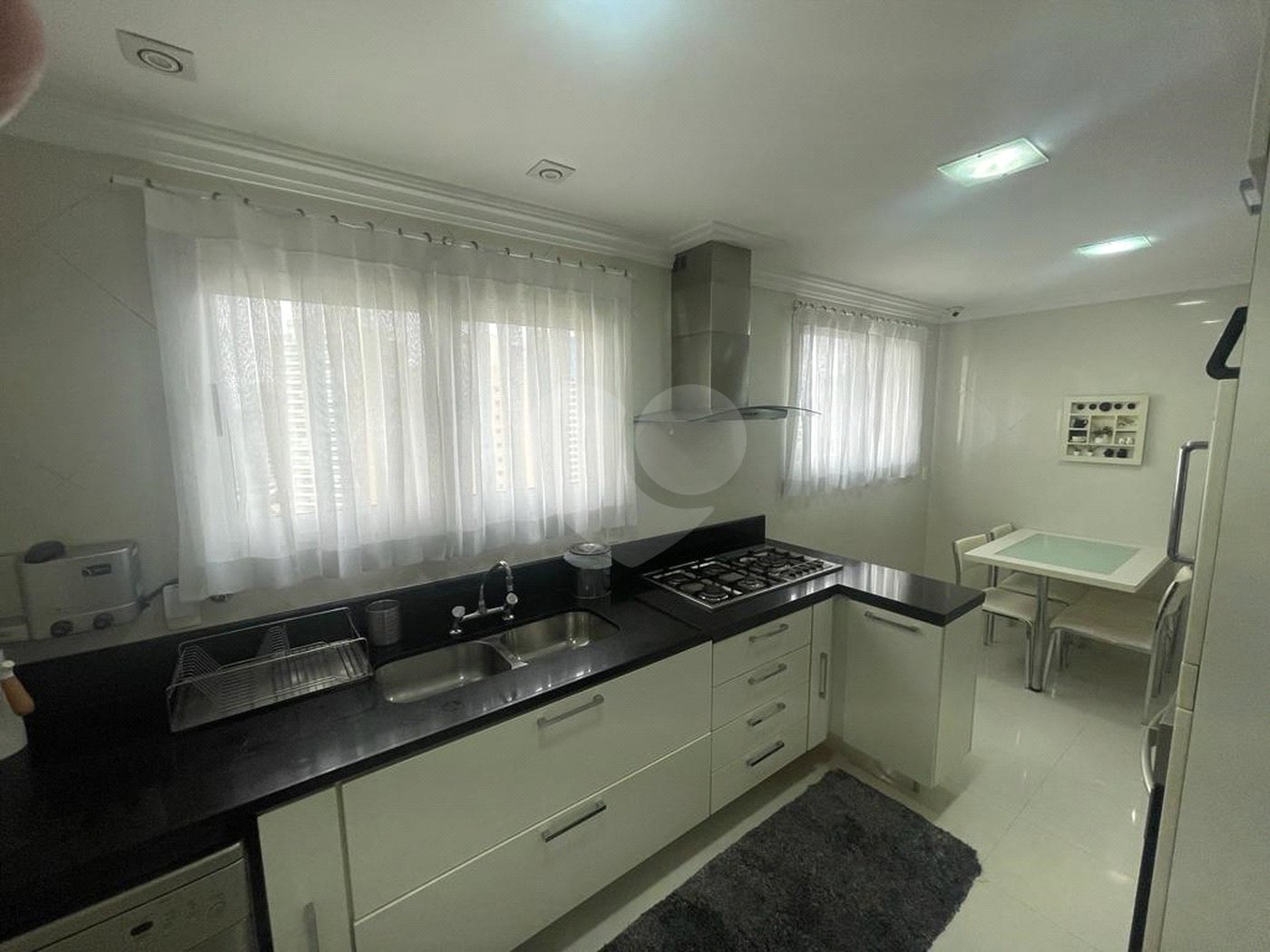 Apartamento à venda com 3 suítes em Vila Gertrudes, São Paulo, SP
