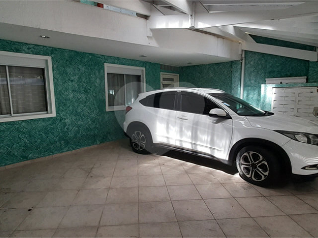 Sobrado à venda com 4 quartos, sendo 2 suítes,  em Tremembé, São Paulo, SP