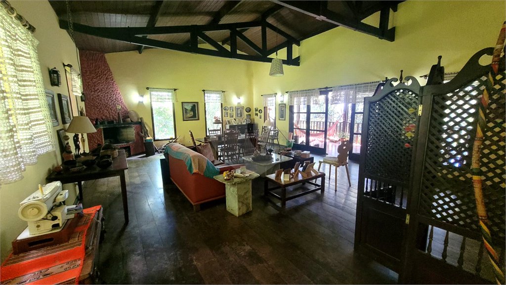 Casa à venda com 3 quartos, sendo 1 suíte, em Serra da Cantareira, Mairiporã, SP