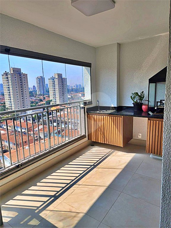 Apartamento à venda com 3 quartos, sendo 1 suíte,  em Jardim Caravelas, São Paulo, SP