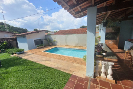 Casa à venda com 3 quartos no Centro, Vinhedo, SP
