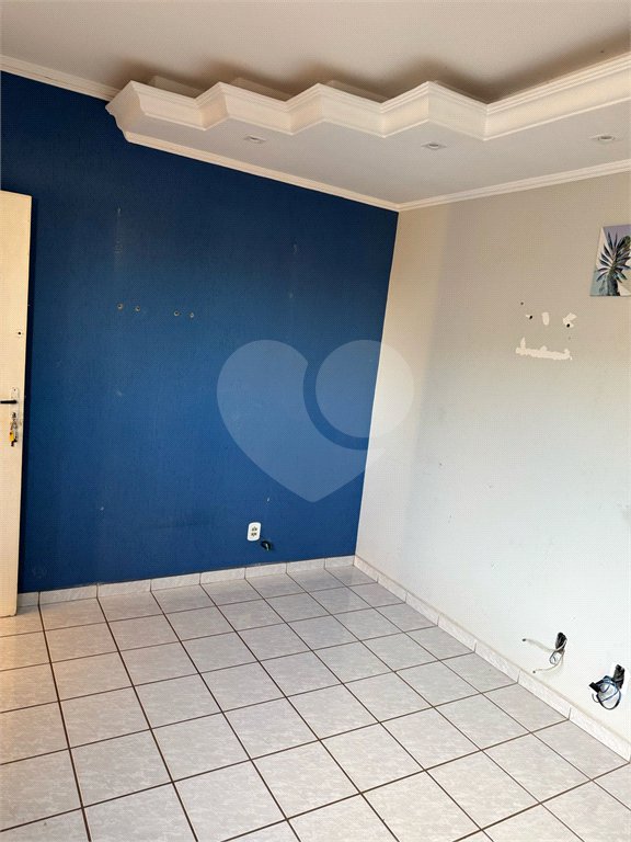 Apartamento à venda com 2 quartos em Parque Laranjeiras, Araraquara, SP
