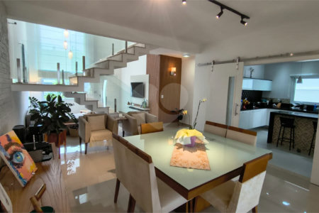 Casa à venda com 3 suítes no condomínio Reserva da Mata, Vinhedo - SP