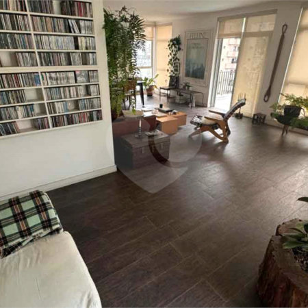 Apartamento à venda com 3 quartos, sendo 1 suíte, em Cerqueira César, São Paulo, SP