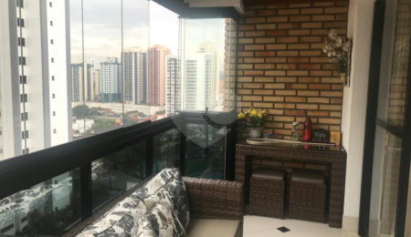 Apartamento à venda com 3 suítes em Vila Regente Feijó, São Paulo, SP