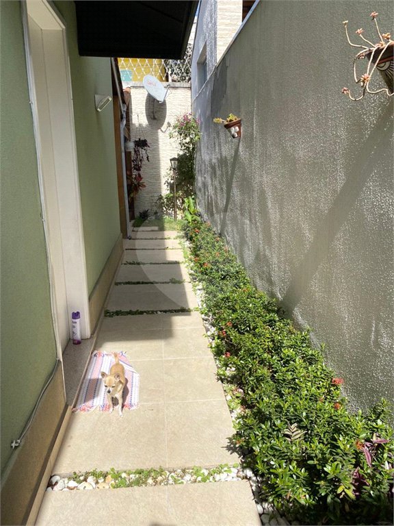 Casa à venda com 3 quartos, sendo 1 suíte, no condomínio Vida Verde 1, Suzano - SP