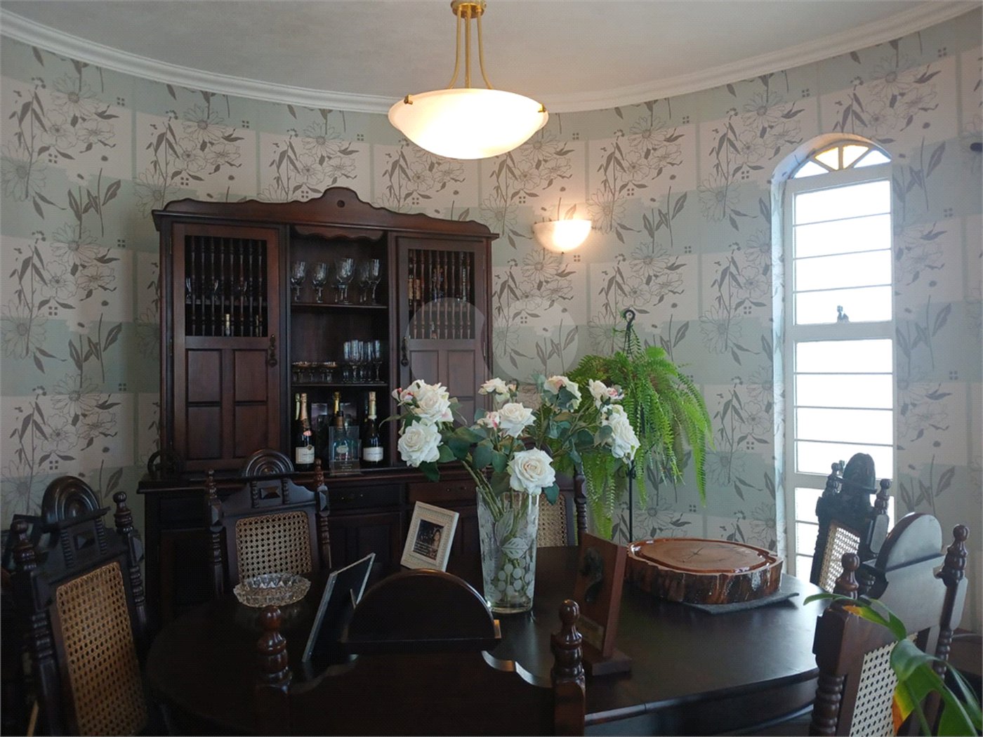 Casa à venda com 3 quartos, sendo 1 suíte,  em Esplanada Mendes Moraes, São Roque, SP