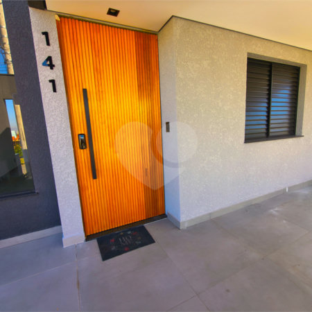 Casa à venda com 3 quartos, sendo 1 suíte, no condomínio Horto Florestal Villagio, Sorocaba - SP