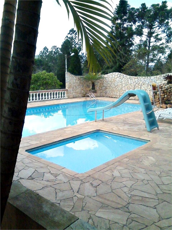 Sítio à venda com 6 quartos em Pavão (canguera), São Roque, SP