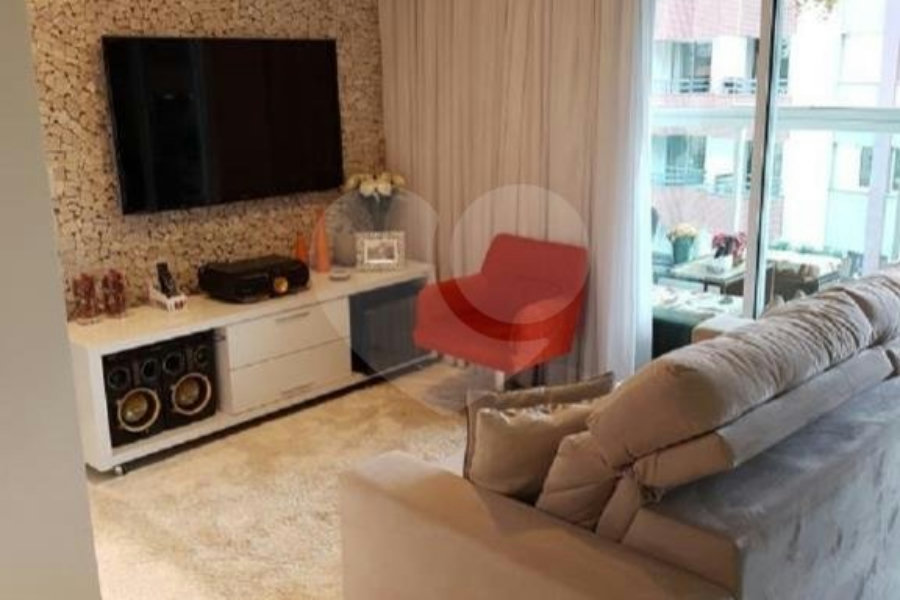 Apartamento à venda com 3 quartos, sendo 2 suítes, em Santana, São Paulo, SP